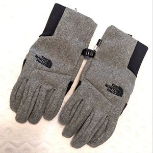Women's North Face Gloves